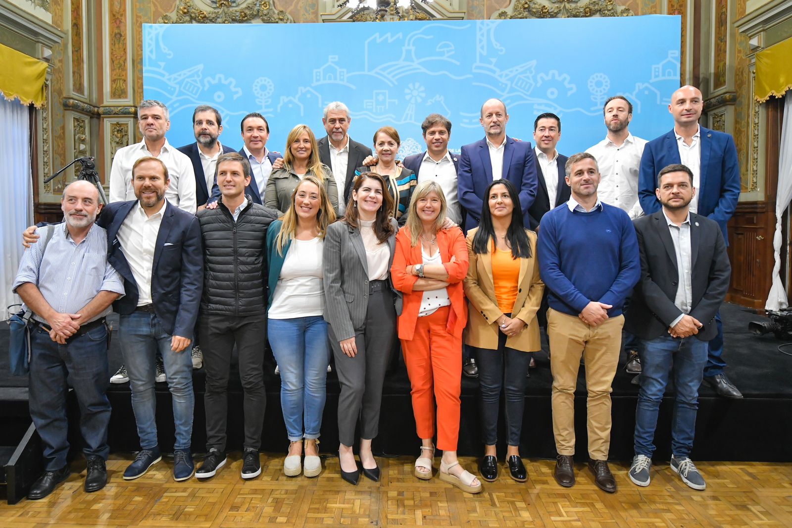 INFRAESTRUCTURA /  LA PLATA: LA INTENDENTE BLANCA CANTERO PARTICIPÓ DEL LANZAMIENTO DEL PROGRAMA “MUNICIPIOS A LA OBRA”