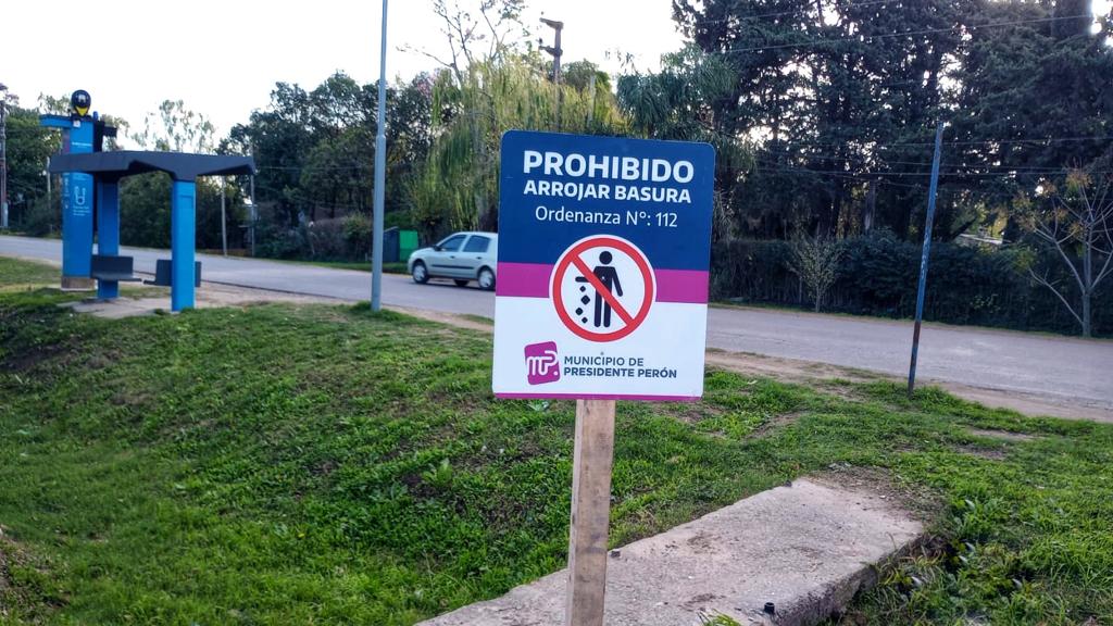 SERVICIOS PÚBLICOS / EL MUNICIPIO CONCIENTIZA SOBRE LA PROHIBICIÓN DEL ARROJO DE BASURA A LA VÍA PÚBLICA
