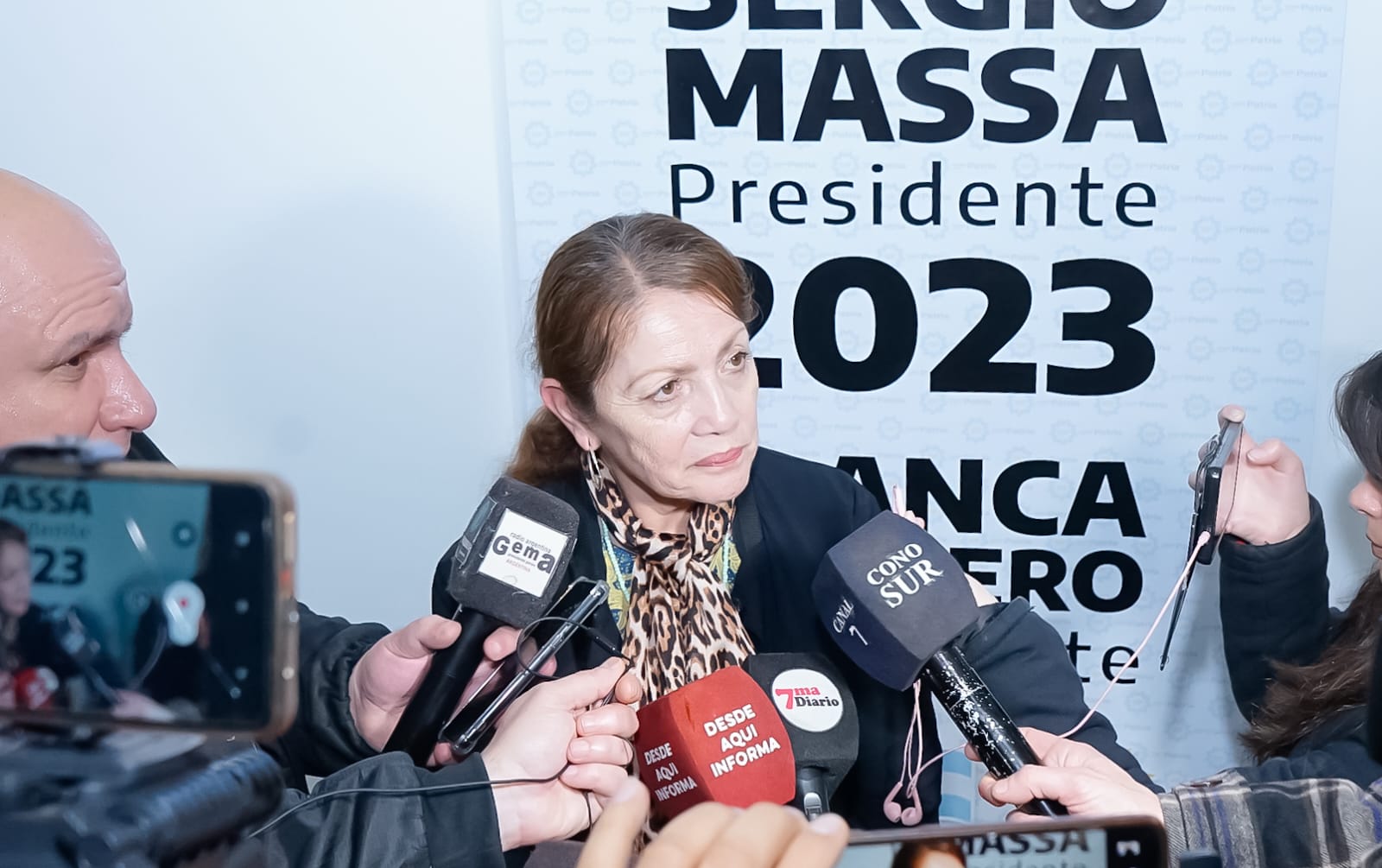 LA INTENDENTE BLANCA CANTERO PRESENTÓ A LOS PRECANDIDATOS DE LA LISTA OFICIAL DE PRESIDENTE PERÓN
