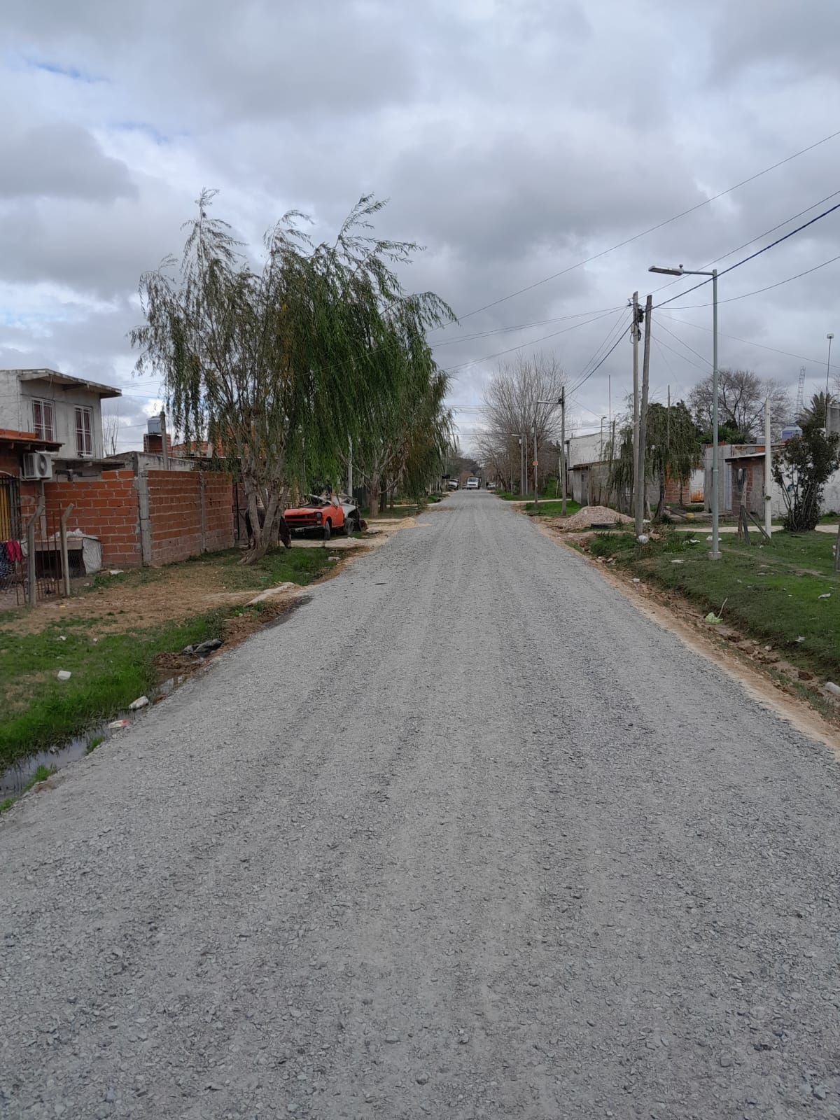 SERVICIOS / EL MUNICIPIO REFUERZA LAS TAREAS DE MEJORADO DE CALLES Y DESAGÜES HÍDRICOS