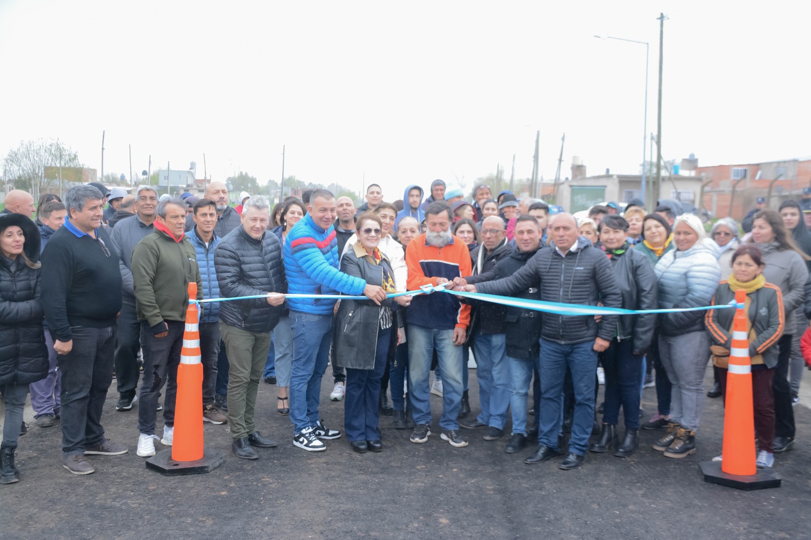 MÁS OBRAS / BLANCA CANTERO INAUGURÓ EL PRIMER TRAMO PAVIMENTADO DE LA CALLE CHACO ENTRE MESOPOTAMIA Y MANSILLA