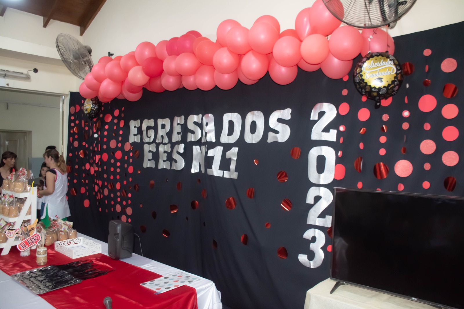 EDUCACIÓN / LA INTENDENTE BLANCA CANTERO PARTICIPÓ DE LA CEREMONIA DE PROMOCIÓN EN LA ESCUELA SECUNDARIA 11, DE NUMANCIA NORTE