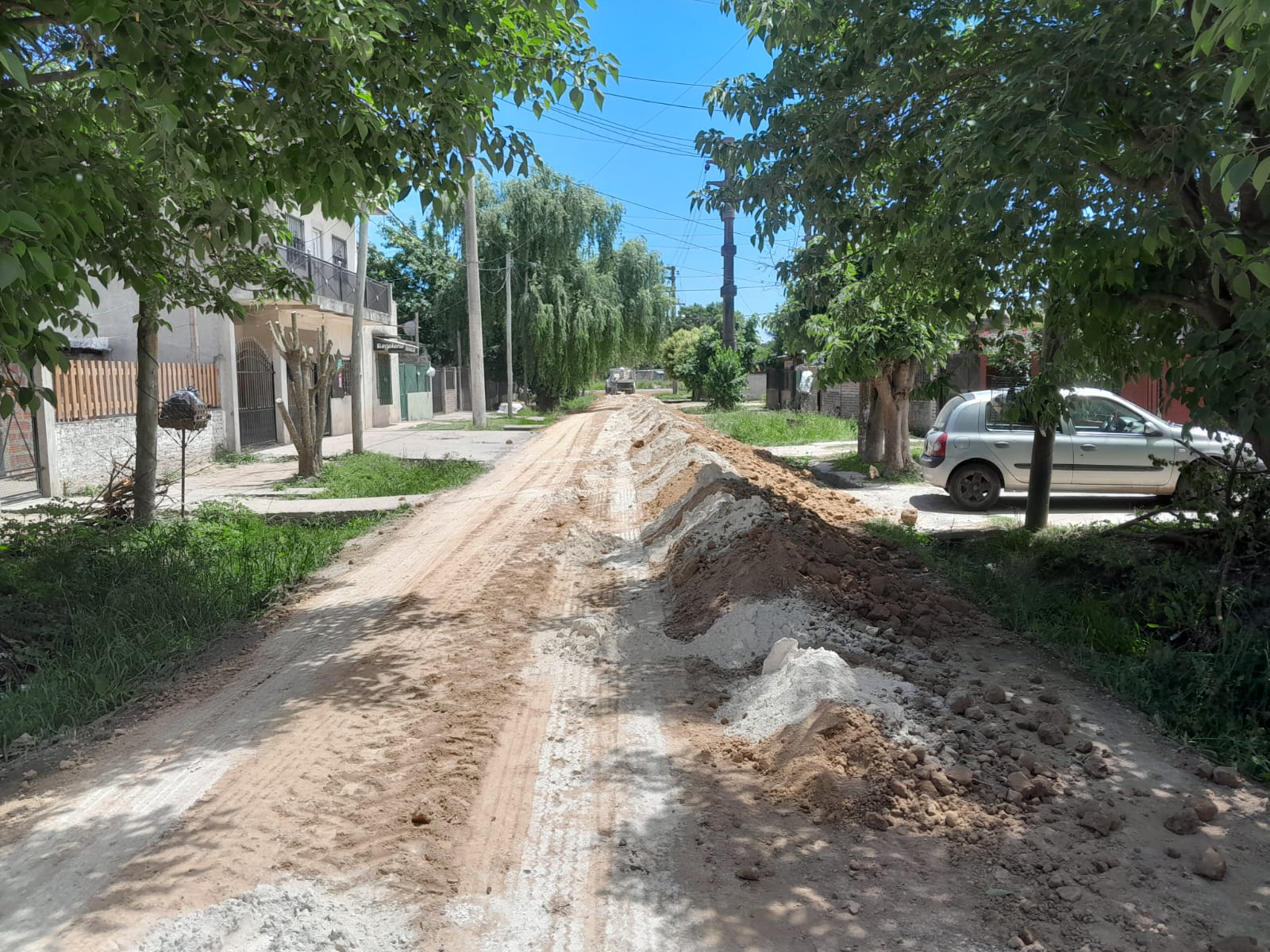 #Servicios / SIGUEN LOS ARREGLOS DE LAS CALLES PARA MEJORAR LOS ACCESOS Y LA TRANSITABILIDAD