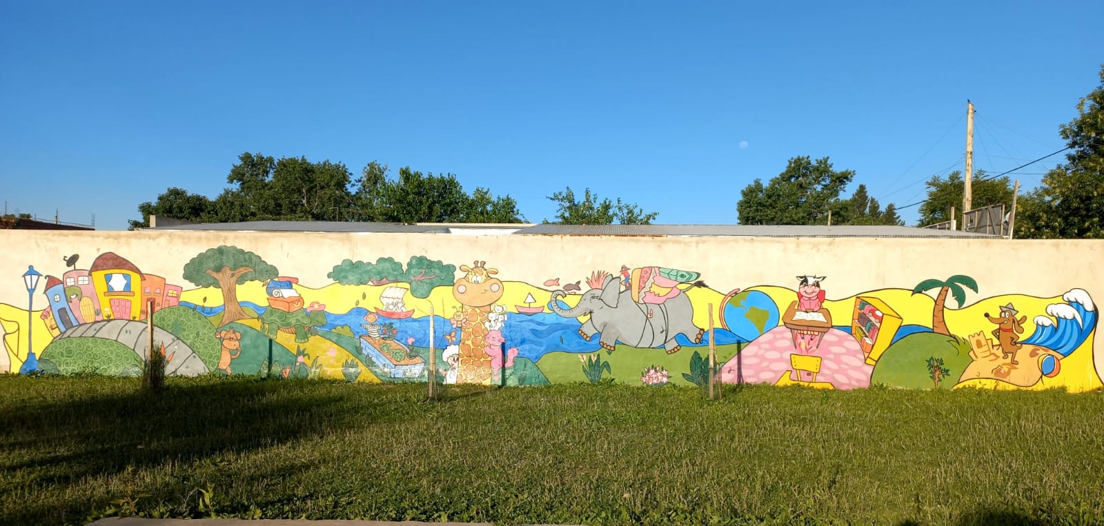 #Educación / EL JARDÍN DE INFANTES 910 TAMBIÉN TIENE SU MURAL ARTÍSTICO